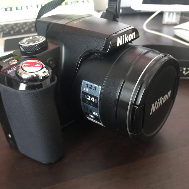NIKON・クールピクス・デジタルカメラ 1