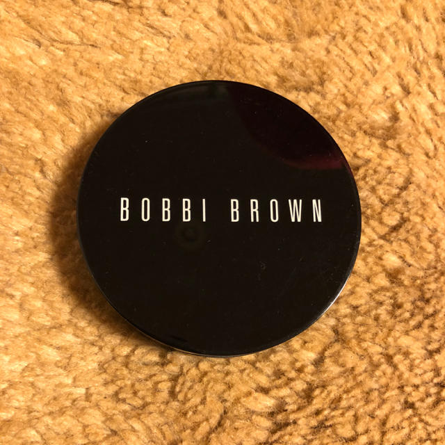 BOBBI BROWN(ボビイブラウン)のボビィブラウン ブロンジングパウダー 01 コスメ/美容のベースメイク/化粧品(フェイスカラー)の商品写真