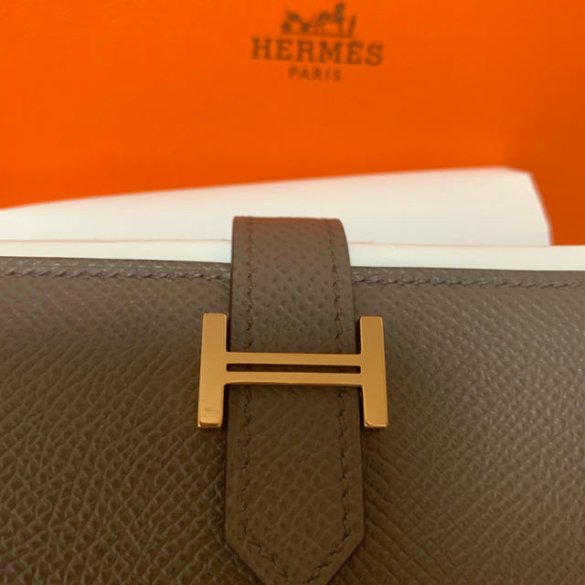 Hermes(エルメス)のエルメス ベアンコンパクト  レディースのファッション小物(財布)の商品写真