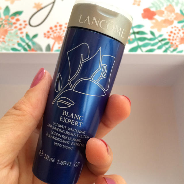 LANCOME(ランコム)のランコムのホワイトニング化粧水 コスメ/美容のスキンケア/基礎化粧品(化粧水/ローション)の商品写真