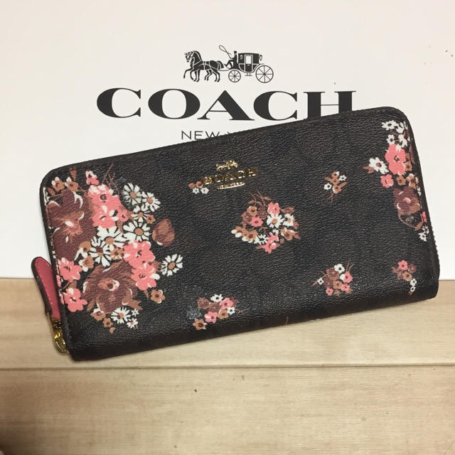 【新品未使用】COACH コーチ 小花柄 焦げ茶色 ピンク長財布 レザー正規品 - icaten.gob.mx