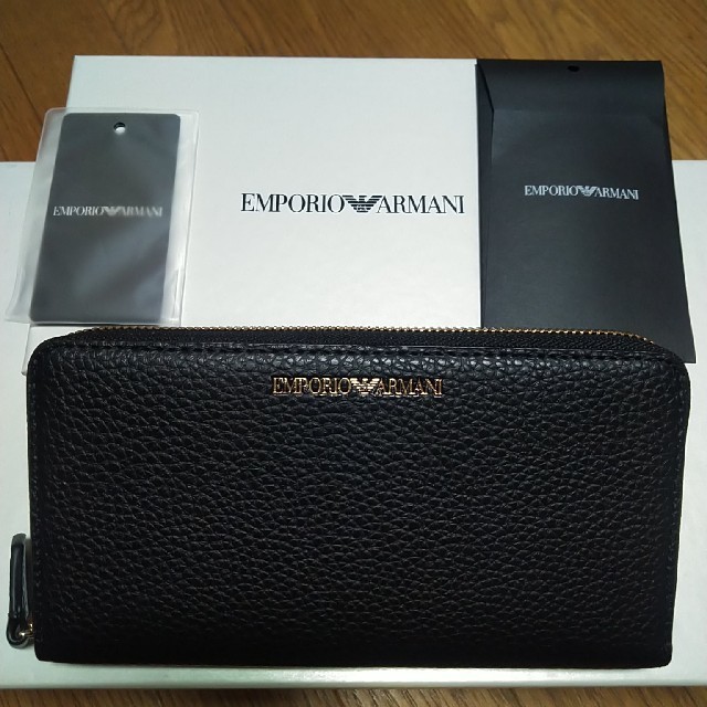 新品・未使用　EMPORIO ARMANI　ラウンドファスナー長財布　ウォレット