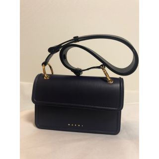 マルニ(Marni)の【新品未使用タグ付き】カーフスキン NEW BEATバッグ マルニロゴショルダー(ショルダーバッグ)