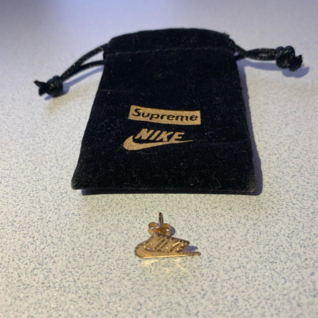 nike 14k gold earrings