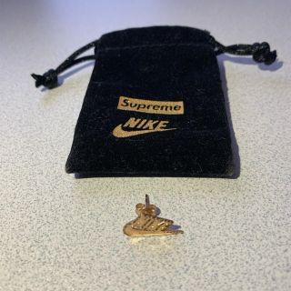 Supreme(ピアス(片耳用))のフリマアイテム一覧 Supreme(ピアス(片耳用))のフリマアイテム一覧