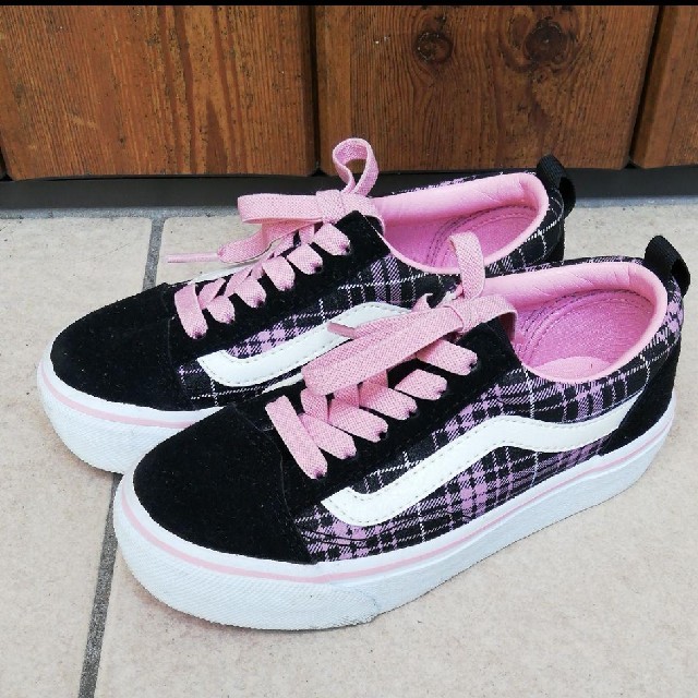 VANS(ヴァンズ)のVANS　スニーカー　19センチ キッズ/ベビー/マタニティのキッズ靴/シューズ(15cm~)(スニーカー)の商品写真