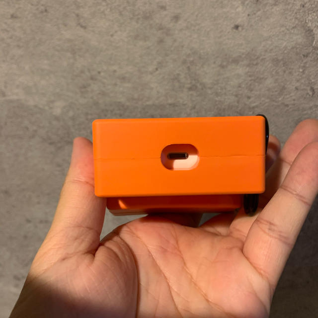 Fender(フェンダー)のairpods pro ケース　「orange amp」 スマホ/家電/カメラのスマホアクセサリー(iPhoneケース)の商品写真