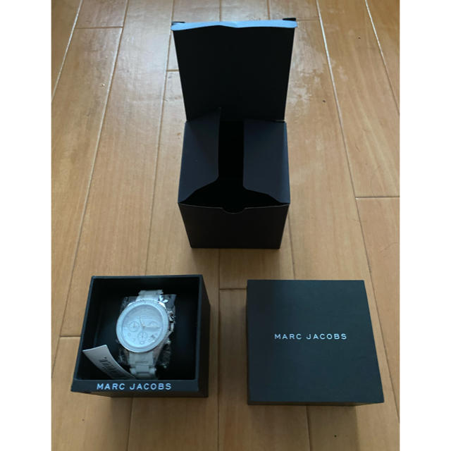 MARC BY MARCJACOBS 腕時計