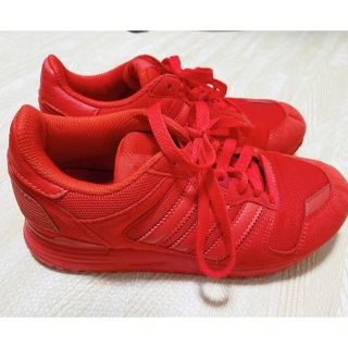 アディダス(adidas)のadidasスニーカー(スニーカー)