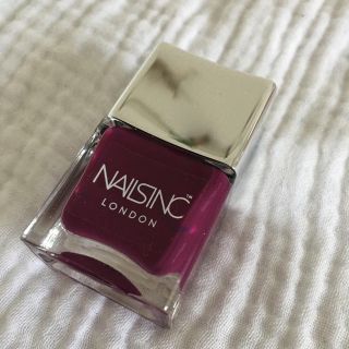 シャネル(CHANEL)のNAILSINC ネイルズインク　パープル　マニキュア(マニキュア)