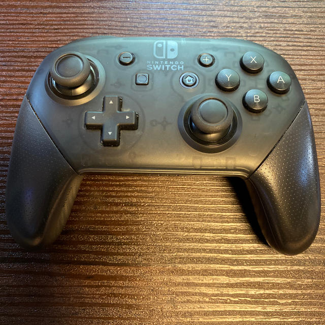 Nintendo Switch Pro コントローラー