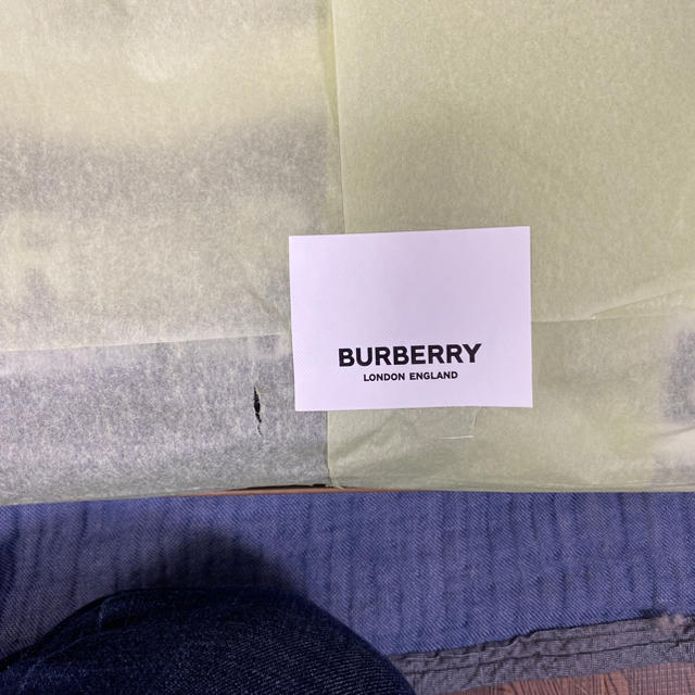 BURBERRY(バーバリー)の♦︎新品箱付き♦︎Burberry Children ギフトセット キッズ/ベビー/マタニティのベビー服(~85cm)(ロンパース)の商品写真