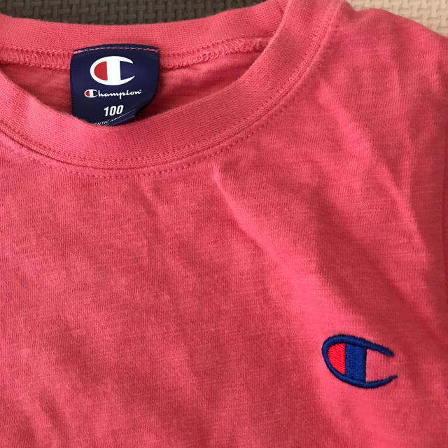 Champion(チャンピオン)のNo.２４　キッズロンT 100 キッズ/ベビー/マタニティのキッズ服男の子用(90cm~)(Tシャツ/カットソー)の商品写真