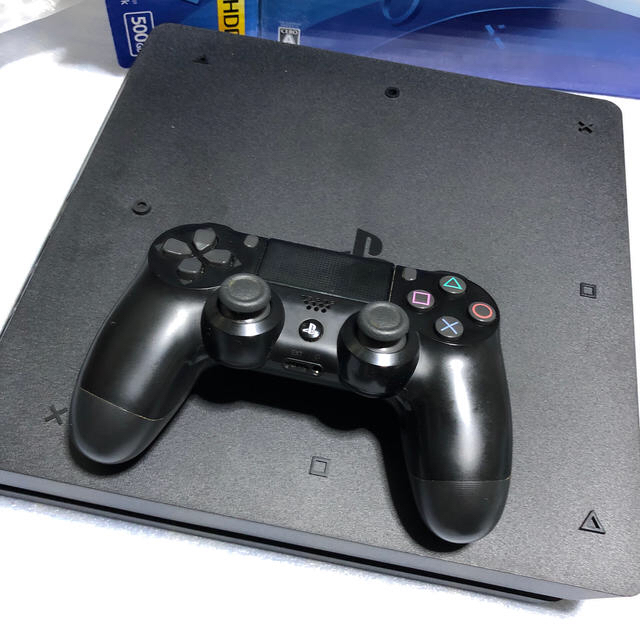 PlayStation4(プレイステーション4)のps4  本体　ゲーム　ソニー　SONY 500GB cuh-2200ab01 エンタメ/ホビーのゲームソフト/ゲーム機本体(家庭用ゲーム機本体)の商品写真