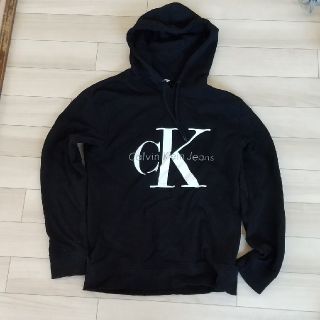 カルバンクライン(Calvin Klein)のカルバンクライン パーカー(パーカー)