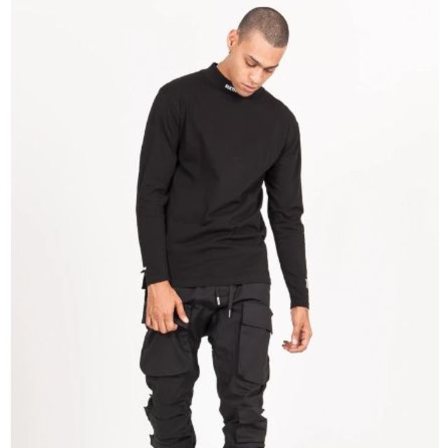 Rick Owens(リックオウエンス)の新品SIXTHJUNEロゴモックネックニットソーＸＳ メンズのトップス(ニット/セーター)の商品写真