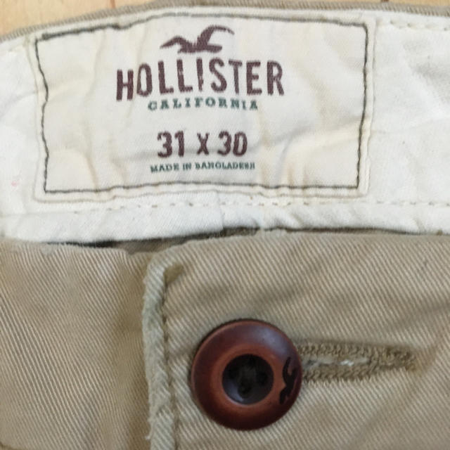Hollister(ホリスター)のほぼ新品ホリスターチノパンベージュメンズMサイズビジネスにも メンズのパンツ(チノパン)の商品写真