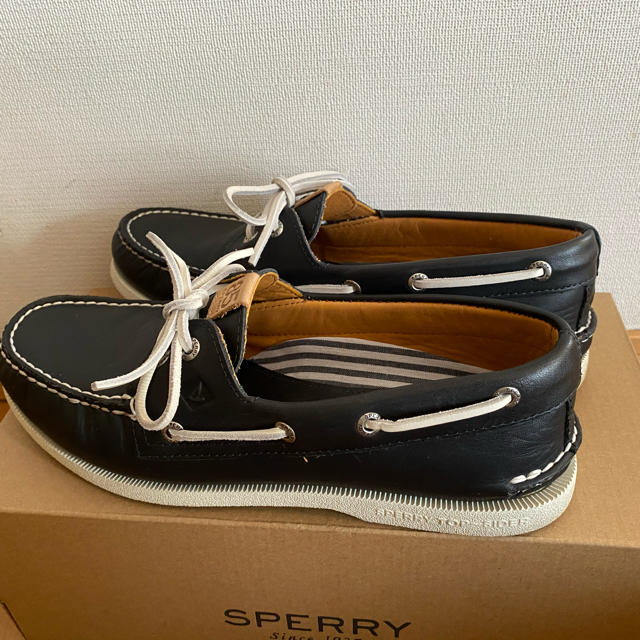 sperry topsider