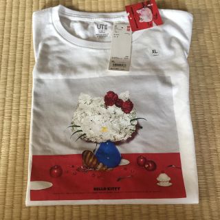 ユニクロ(UNIQLO)のユニクロ　キティコラボTシャツ(Tシャツ(半袖/袖なし))