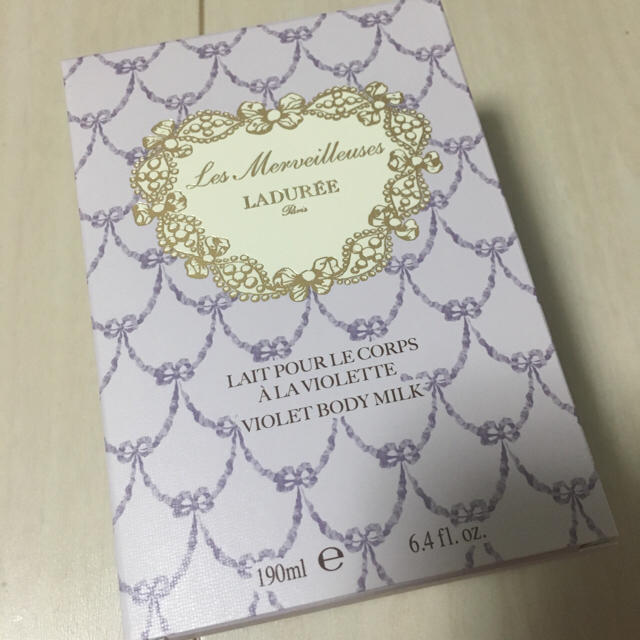 LADUREE(ラデュレ)のラデュレ ボディミルク コスメ/美容のボディケア(ボディクリーム)の商品写真