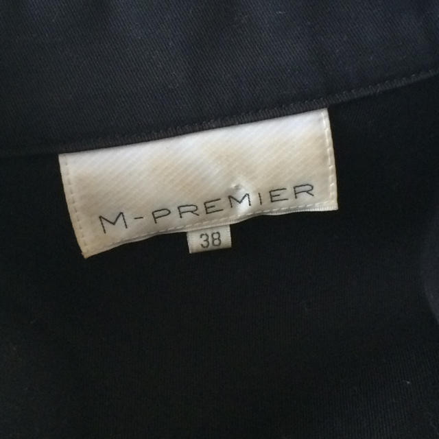 M-premier(エムプルミエ)の専用出品  Mプルミエ 黒ジャケット レディースのジャケット/アウター(テーラードジャケット)の商品写真