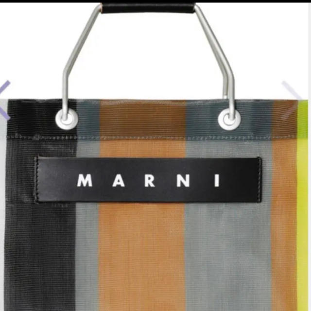 Marni(マルニ)のMARNI マルニ　ストライプバッグ　ソフトベージュ レディースのバッグ(トートバッグ)の商品写真