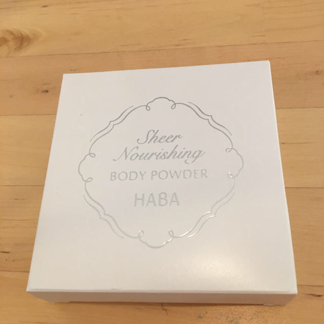 HABA(ハーバー)のたんぽぽ様専用♡HABA さらさらしっとりボディパウダー コスメ/美容のボディケア(制汗/デオドラント剤)の商品写真