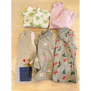 ベビーギャップ(babyGAP)の80-90ロンパース3枚セットアップ2点（計7点）(ロンパース)