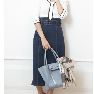 ジャスグリッティー(JUSGLITTY)のりえたん様専用♡ 美品　ジャスグリッティー　デニムスカート(ひざ丈スカート)