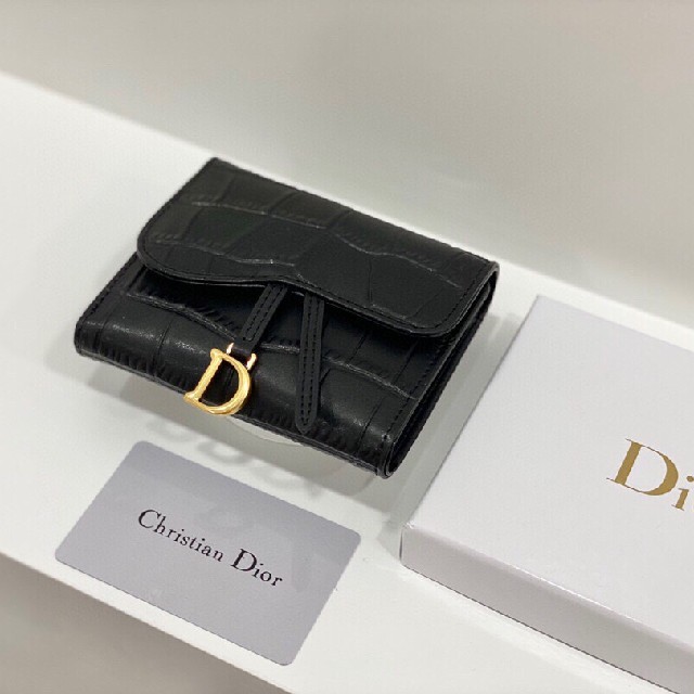 Dior - dior 折財布の通販 by サオリ's shop｜ディオールならラクマ