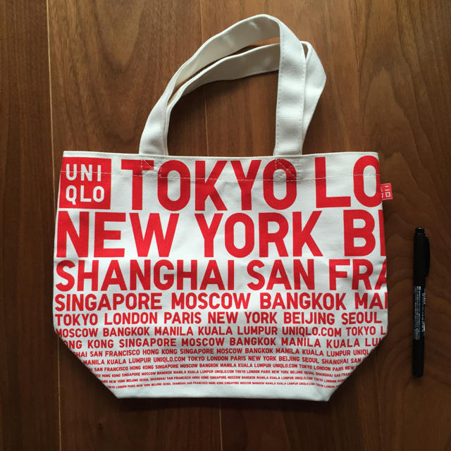 UNIQLO(ユニクロ)のユニクロ ノベルティバッグ レディースのバッグ(トートバッグ)の商品写真