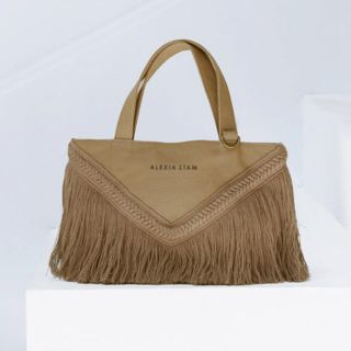 アリシアスタン(ALEXIA STAM)のV Long Fringe Tote Bag Beige(トートバッグ)