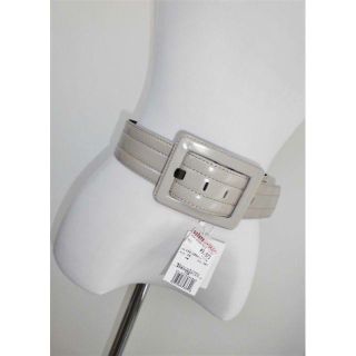 ボディドレッシングデラックス(BODY DRESSING Deluxe)の新品ボディドレッシングDeluxe本革ベルト百貨店購入グレージュ(ベルト)
