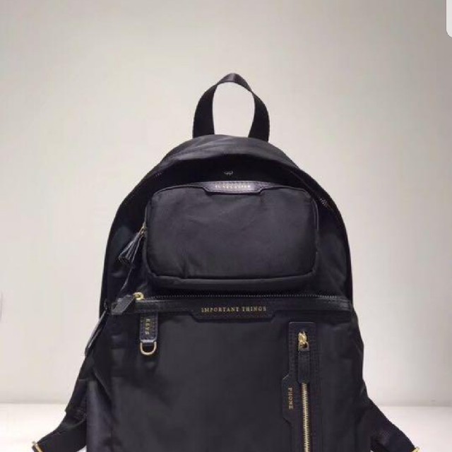 アニヤ・ハインドマーチ　"Multi-Pocket Nylon Backpack