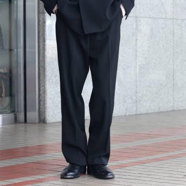 1LDK SELECT(ワンエルディーケーセレクト)のauralee WOOL MAX GABARDINE SLACKS 20AW メンズのパンツ(スラックス)の商品写真