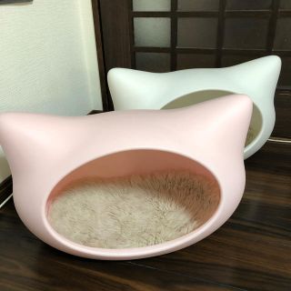 1万円弱・猫型ドームハウス/ねころん白/キャットベッド