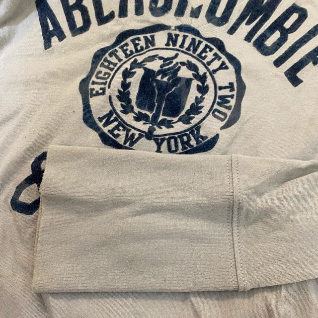 Abercrombie&Fitch(アバクロンビーアンドフィッチ)のアバクロティシャツ レディースのトップス(Tシャツ(長袖/七分))の商品写真