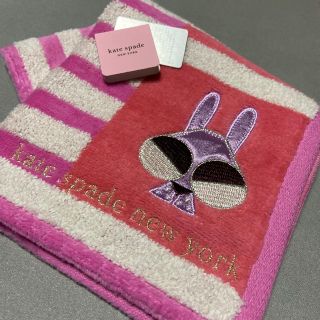 ケイトスペードニューヨーク(kate spade new york)のケイトスペードタオルハンカチ新品未使用タグ付き(ハンカチ)