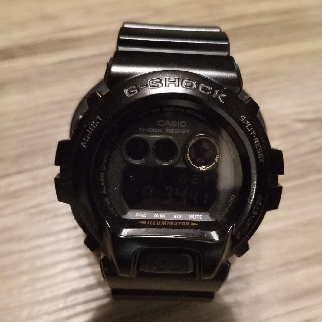 期間限定値下げ中【美品】G-SHOCK 黒　GD-6900