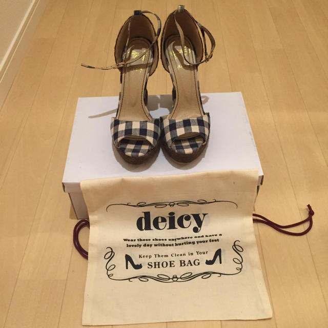 deicy(デイシー)のdeicy ギンガムチェックサンダル レディースの靴/シューズ(サンダル)の商品写真