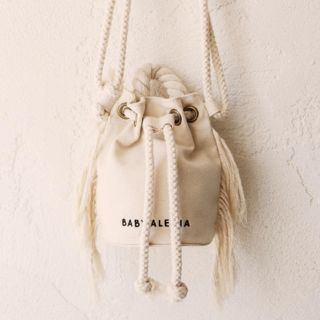 アリシアスタン(ALEXIA STAM)のBABY ALEXIA Side Fringe Draw String Bag(ショルダーバッグ)