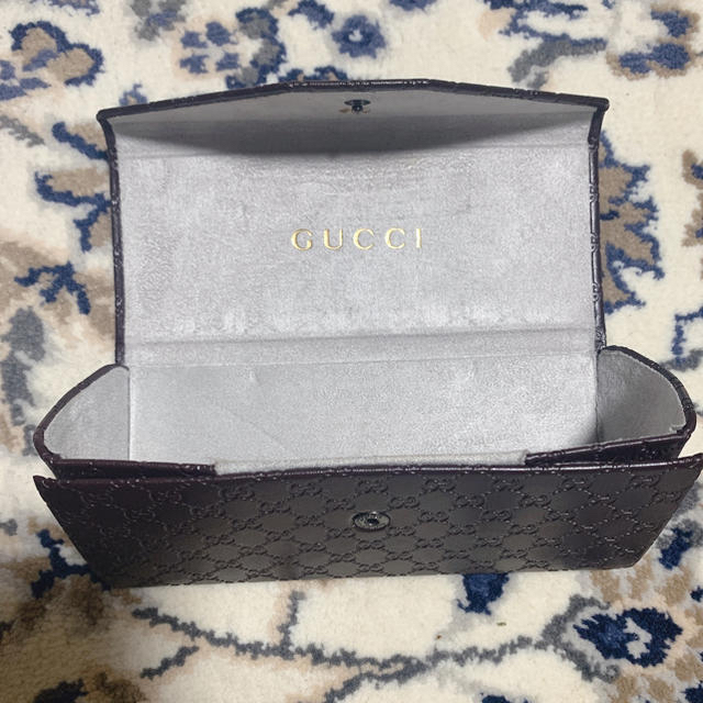 Gucci(グッチ)のGUCCI 度無しメガネ（ケース付き） メンズのファッション小物(サングラス/メガネ)の商品写真