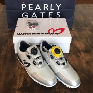 パーリーゲイツ(PEARLY GATES)の【新品未使用】マスターバニー　ゴルフシューズ　シルバー　23.5(シューズ)