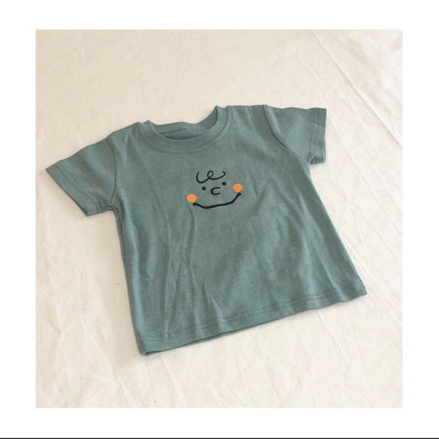 こどもふく　Tシャツ　男の子　女の子　90サイズ キッズ/ベビー/マタニティのキッズ服男の子用(90cm~)(Tシャツ/カットソー)の商品写真