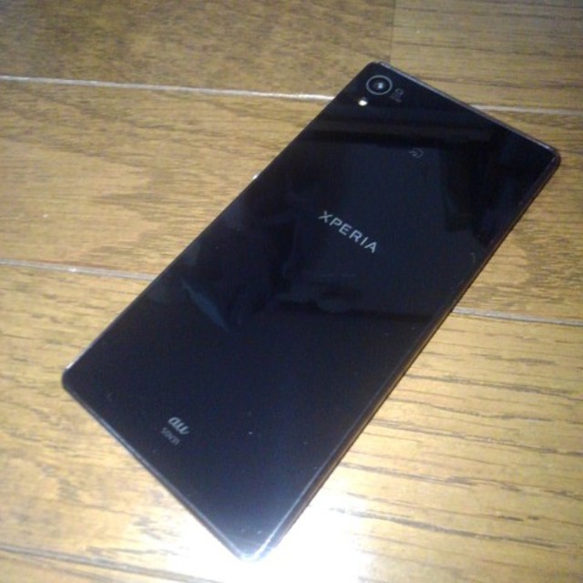 Xperia　au sov31 ブラック　SIMフリー　保護ケース付