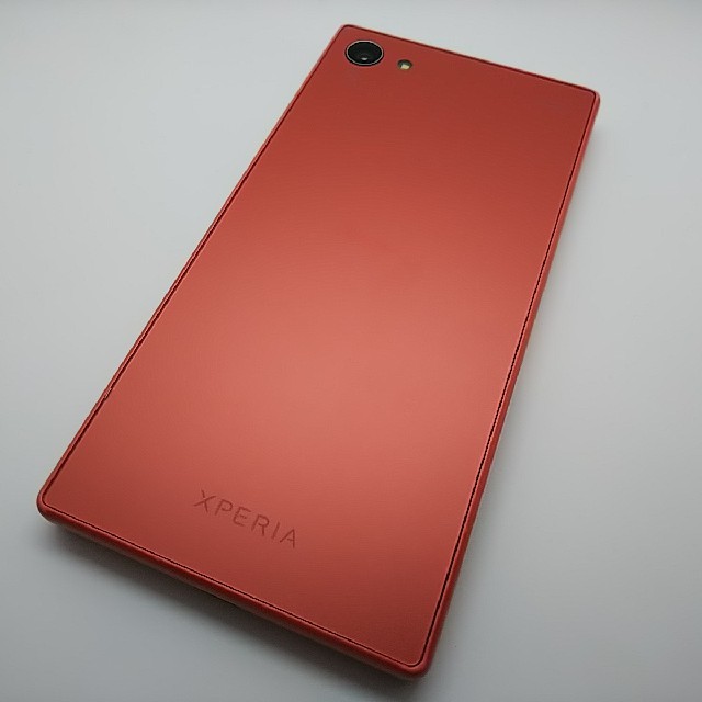 SIMフリー XPERIA Z5 Compact SO-02H ピンク 1