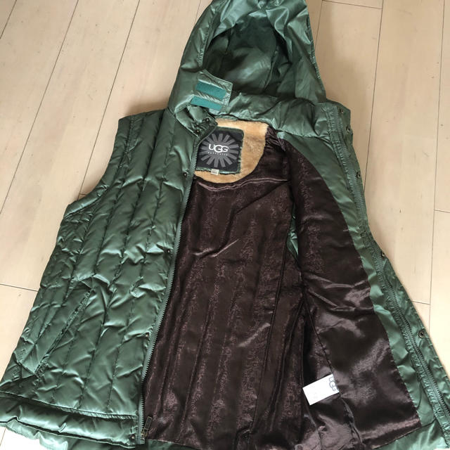 UGG ダウンベスト
