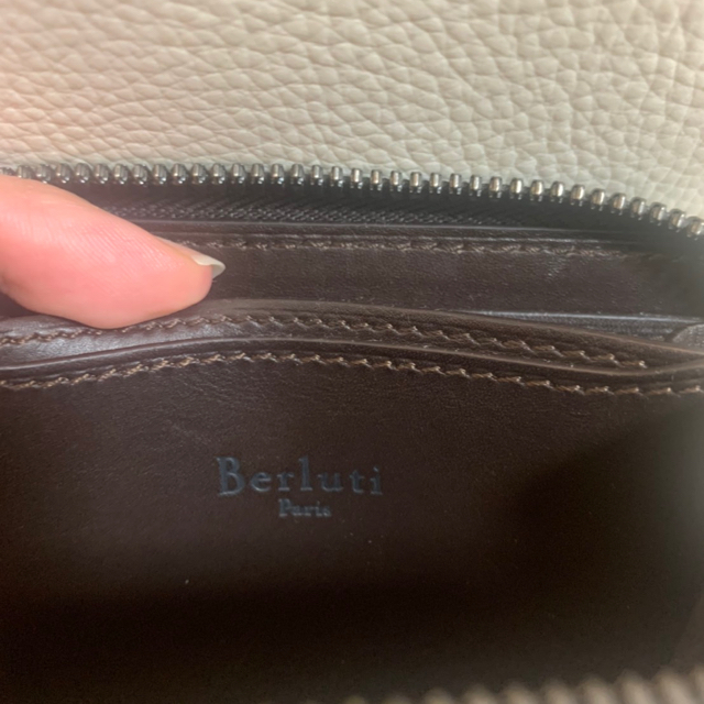 Berluti(ベルルッティ)の未使用 ベルルッティ  スモールラウンドジップ　ゴールデンパティーヌ メンズのファッション小物(折り財布)の商品写真