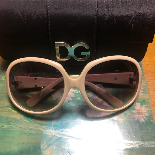 DOLCE&GABBANA(ドルチェアンドガッバーナ)のドルガバ　サングラス レディースのファッション小物(サングラス/メガネ)の商品写真