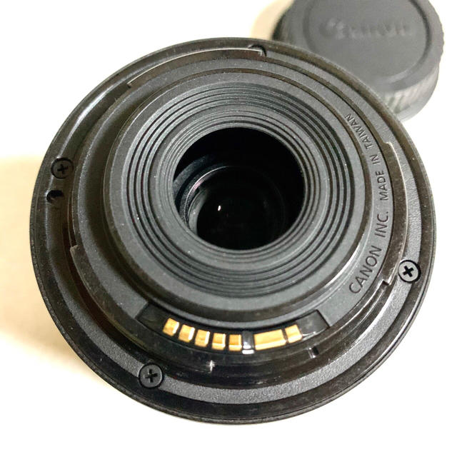 ほぼ未使用 Canon EF-S10-18F4.5-5.6 IS STM 2